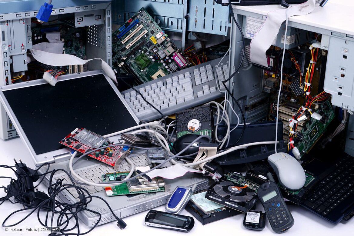SB Recycling Schrott Elektrogeräte